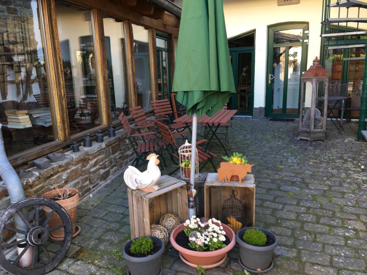 Ferienwohnung Zur Scheune Lind  Exterior photo