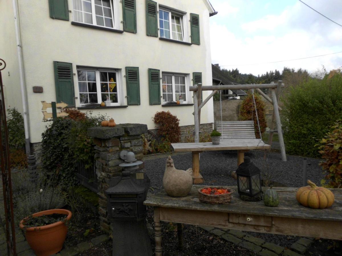 Ferienwohnung Zur Scheune Lind  Exterior photo
