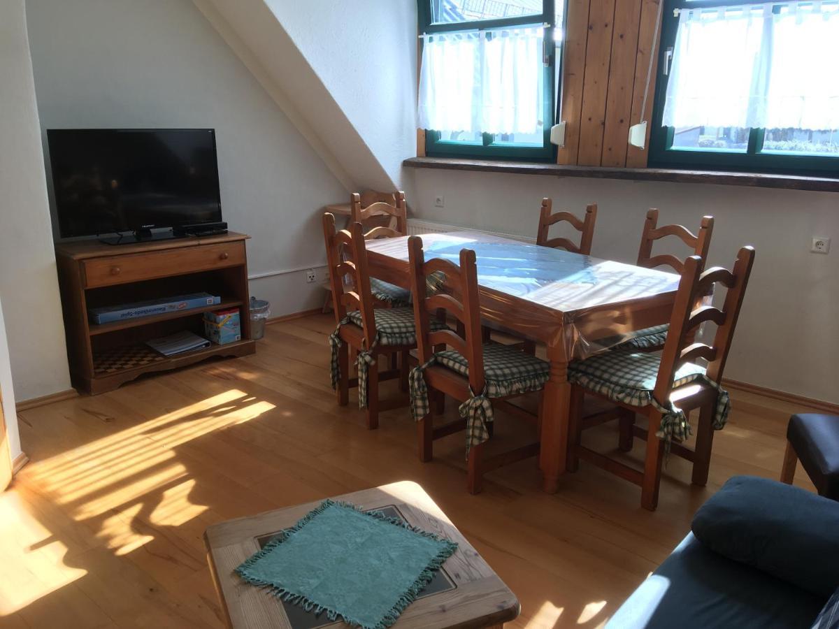 Ferienwohnung Zur Scheune Lind  Exterior photo