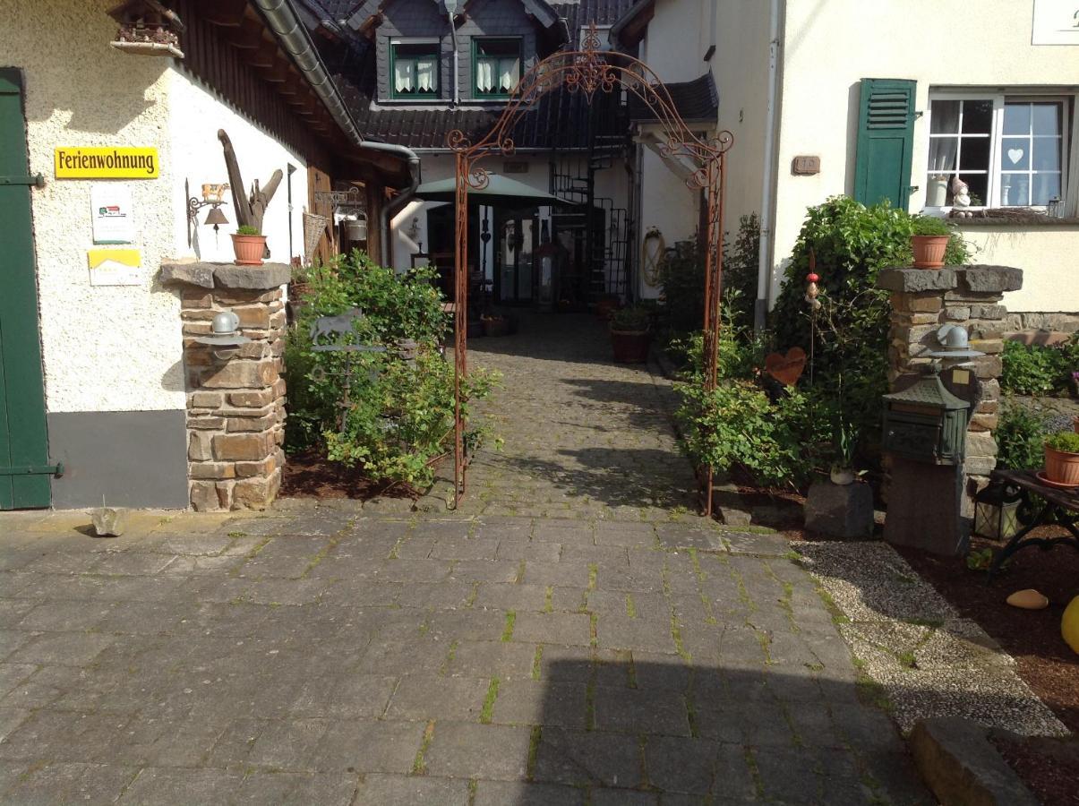 Ferienwohnung Zur Scheune Lind  Exterior photo