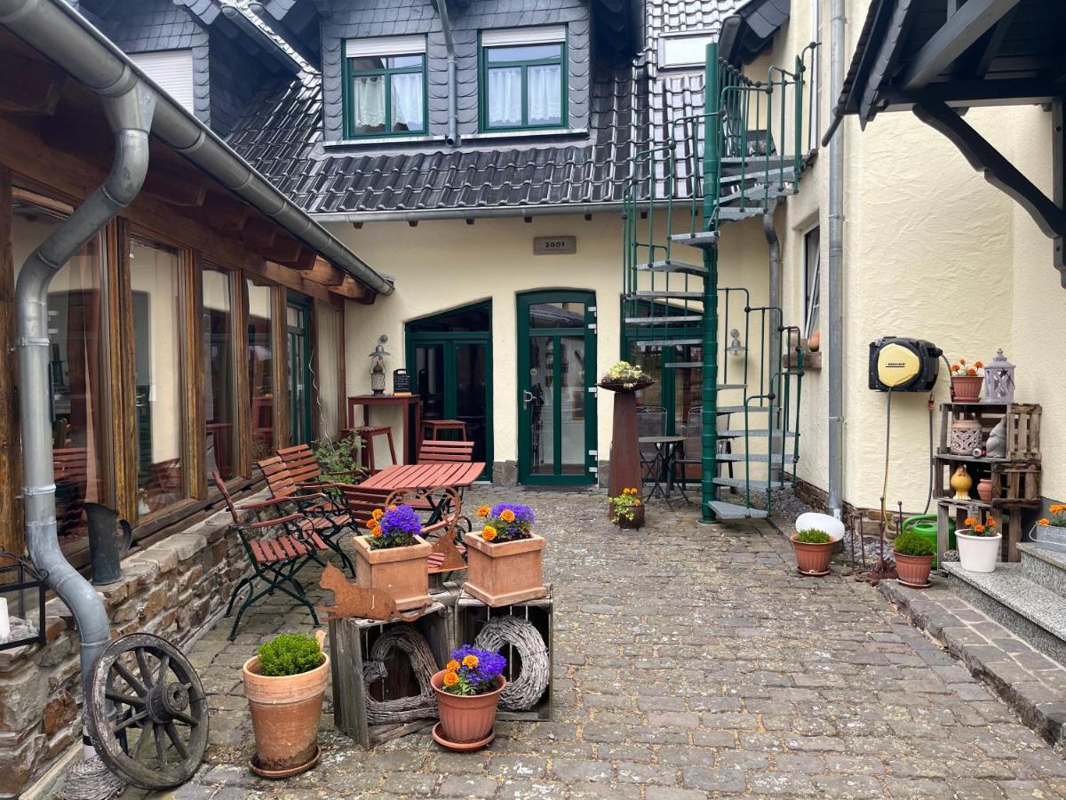 Ferienwohnung Zur Scheune Lind  Exterior photo